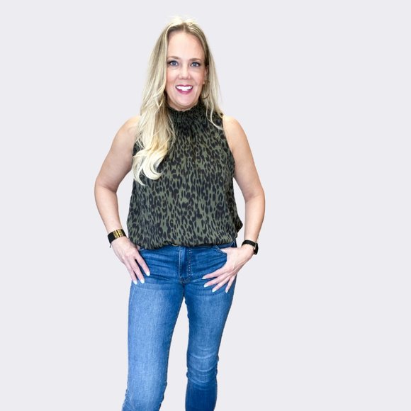 THML Sleeveless Blouse - Picture 5 of 5